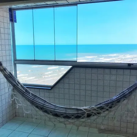 Lindo Apartamento Para Alugar Na Praia Grande Pe Na Areia Frente Ao Mar Exterior photo